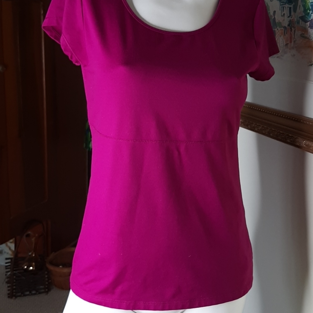 Ellen Tracy Active stretch t shirt